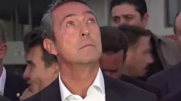 Ali Koç konuşurken ezan başladı, sonrasında söylediği şey olay