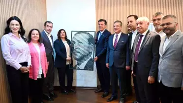 Nihat Zeybekci'den Özlem Çerçioğlu'na Ziyaret