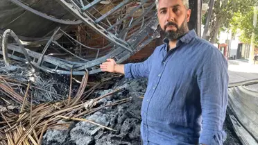 Buca'daki Yangın: Mobilya Atıklarının Sebep Olduğu Trajik Olayda İş Yeri Yanarak Kullanılamaz Hale Geldi