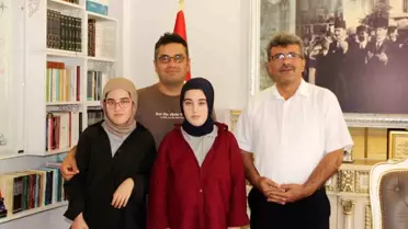 'Yazınla Yazıma Dokun' Yarışması Ödülleri Verildi