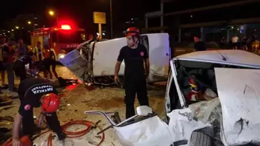 Antalya'da Kafa Kafaya Kaza: 4 Yaralı