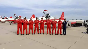 Türk Yıldızları TEKNOFEST'te Gösteri Yaptı