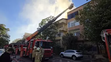 Üsküdar'da Çatı Yangını
