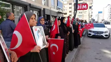Vanlı anne: 'Barış olsun, bu acı bitsin'