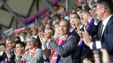 68 Aksarayspor Taraftarından Stadyuma Zarar