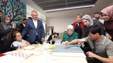 Tuğba Işık Ercan, Gonca Engelsiz Yaşam Merkezi'ni Ziyaret Etti