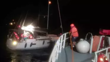 Fethiye'de arızalanan yelkenci kurtarıldı