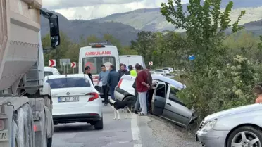 Düzce'de Trafik Kazası: 4 Yaralı