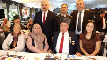 Söke'de Gaziler Günü'nde Şehit ve Gazi Aileleri onuruna kahvaltı düzenlendi