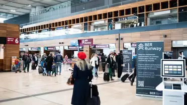 Avrupa'daki havalimanlarına siber saldırı! Yolcular bagajlarıyla ortada kaldı
