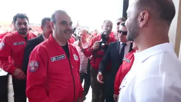 Kacır, TEKNOFEST'te Demirören Medya Standını Ziyaret Etti