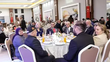 Gaziler ve şehit aileleri onuruna yemek