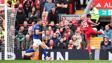 Liverpool, Everton'ı 2-1 Yenerek 5'te 5 Yaptı