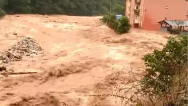 Rize'de Şiddetli Yağışlar Etkili Oldu