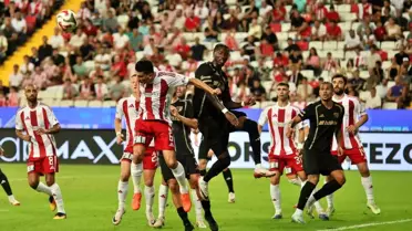 Trendyol Süper Lig: Antalyaspor - Kayserispor İlk Yarısı Beraberlikte Sona Erdi