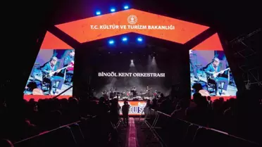 Bingöl'de Bir Anadolu Şenliği Coşkuyla Devam Ediyor