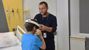 Sanal Gerçeklik ile Ameliyat Korkusu Azalıyor
