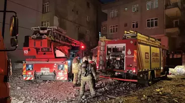 Küçükçekmece'de Çatı Yangını
