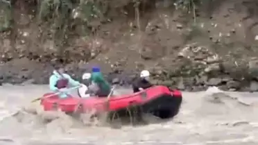 Rize'de Rafting Keyfi Sel Ortasında