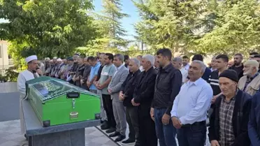 3 padişah, 12 cumhurbaşkanı gören Ayşe Nine vefat etti
