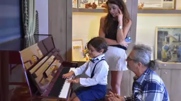 6 Yaşındaki Minik Piyanist