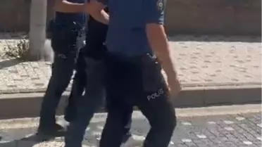 Alacak tartışmasında iş insanını bıçaklayarak öldürdü