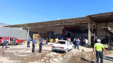Demre'de Toptancı Halinde Patlama