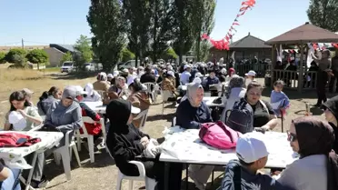 Dumlupınar'da bursiyerler geleneksel piknik şöleninde buluştu
