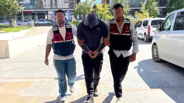 Hırsızlıkla Aranan Şahıs Yakalandı