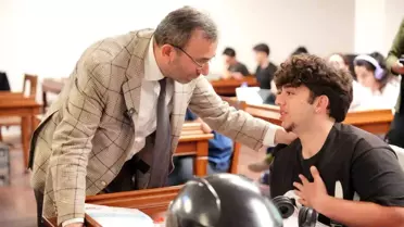 Pendik Belediyesi'nden Üniversite Öğrencilerine 15 Bin TL Eğitim Desteği