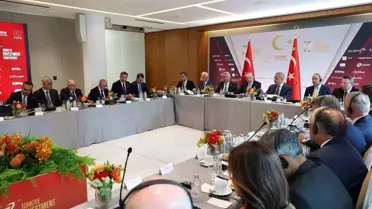 Bakan Bayraktar, Türkiye Yatırım Konferansı'nda