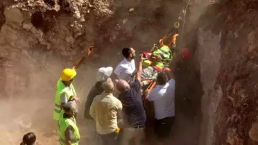 Antalya'da İnşaat Kazası: İşçi 4 Metreden Düştü, Halatla Kurtarıldı