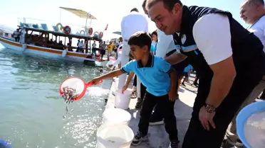 Muğla'da Su Kaynaklarının Balıklandırılması Etkinliği Düzenlendi