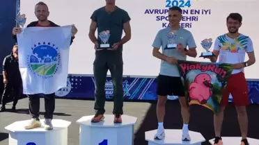 Sakarya'nın Atletizm Sporcuları Kayseri Yarı Maratonu'nda Başarı Elde Etti