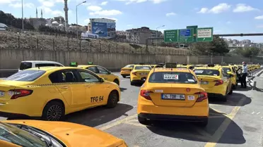 İstanbul Taksicilerinden Korsan Taşımacılığa Karşı Konvoy