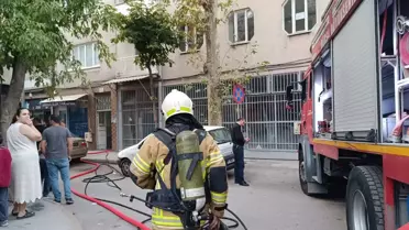 Bursa'da Çatı Yangını: Komşu Kurtardı