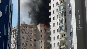 Kayseri'de 8 Katlı Binada Yangın
