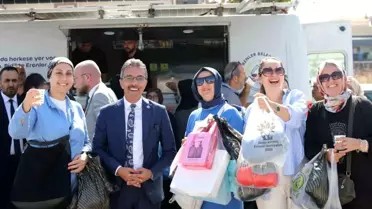 Erenler Belediye Başkanı Dinç, Çarşamba Kumaş Pazarını Ziyaret Etti