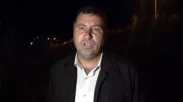 Erciş'te Taşkın: Çöpler Kanalları Tıkadı