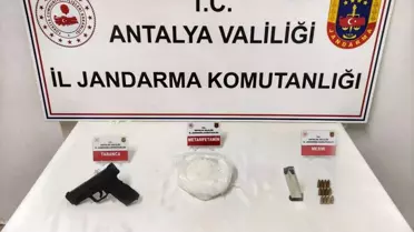 Gazipaşa'da Uyuşturucu ve Tabanca Ele Geçirildi