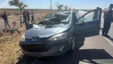 Aksaray'da Tıra Çarpan Otomobilde İki Yaralı