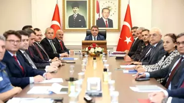 Düzce'de Üniversite Güvenliği Toplantısı