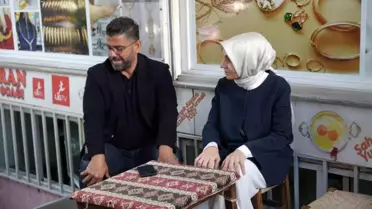 Eyüpsultan'da AK Parti standına yoğun ilgi