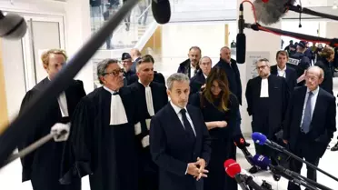 Sarkozy'ye 5 Yıl Hapis Cezası