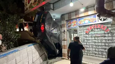 Fren yerine gaza basınca lokantanın bahçesine uçtu