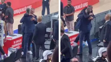 Sadettin Saran şampiyonluk gelir gelmez hocayı kucakladı