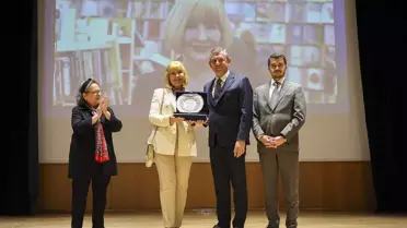 Özgür Özel'den İktidar Eleştirisi