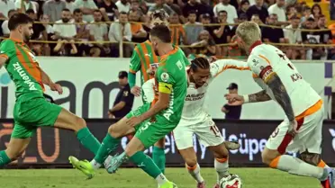 Galatasaray, Alanyaspor'u 1-0 Geçti