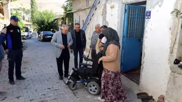 Yahyalı Belediyesi'nden Engelli Bireye Akülü Araç Desteği