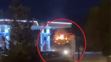 Elazığ'da Kamyonette Yangın